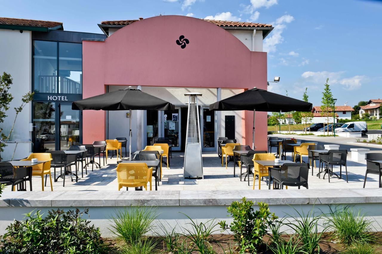Hôtel Restaurant Aldaburua Larressore Exterior foto